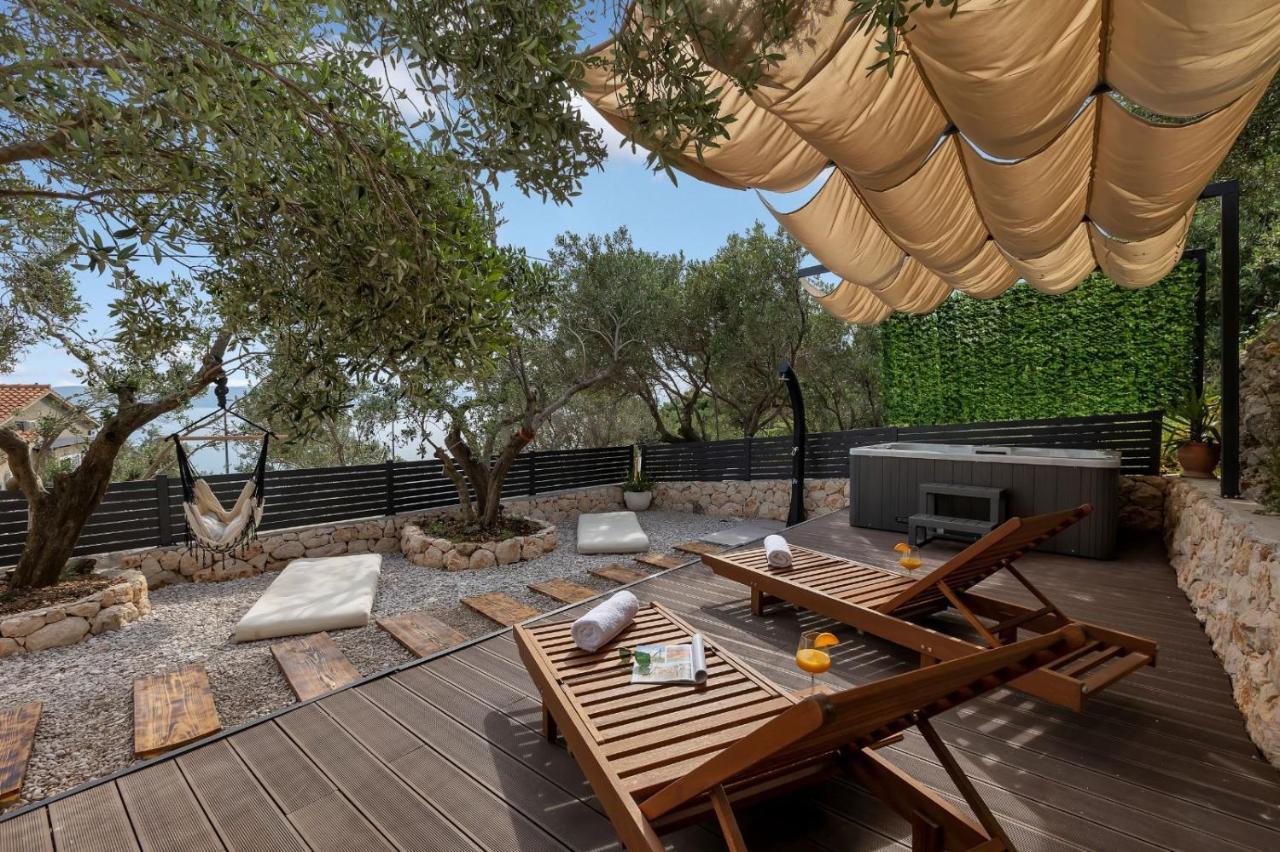 Apartments Lucky Brela Exterior foto