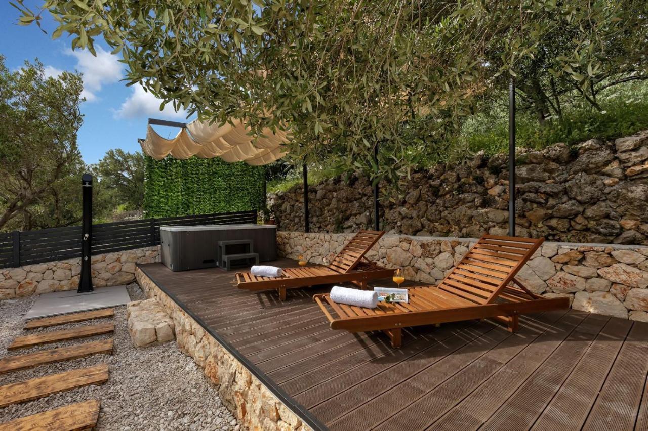 Apartments Lucky Brela Exterior foto